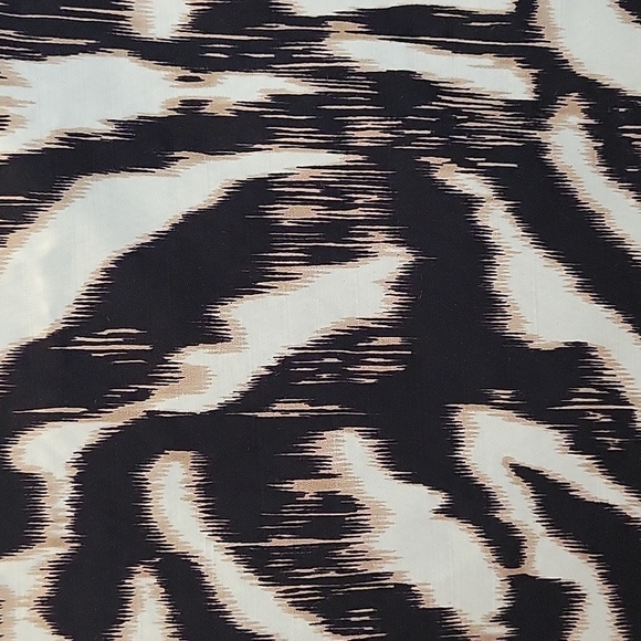 ANN TAYLOR size 0 petite animal print mini skirt - Picture 2 of 5